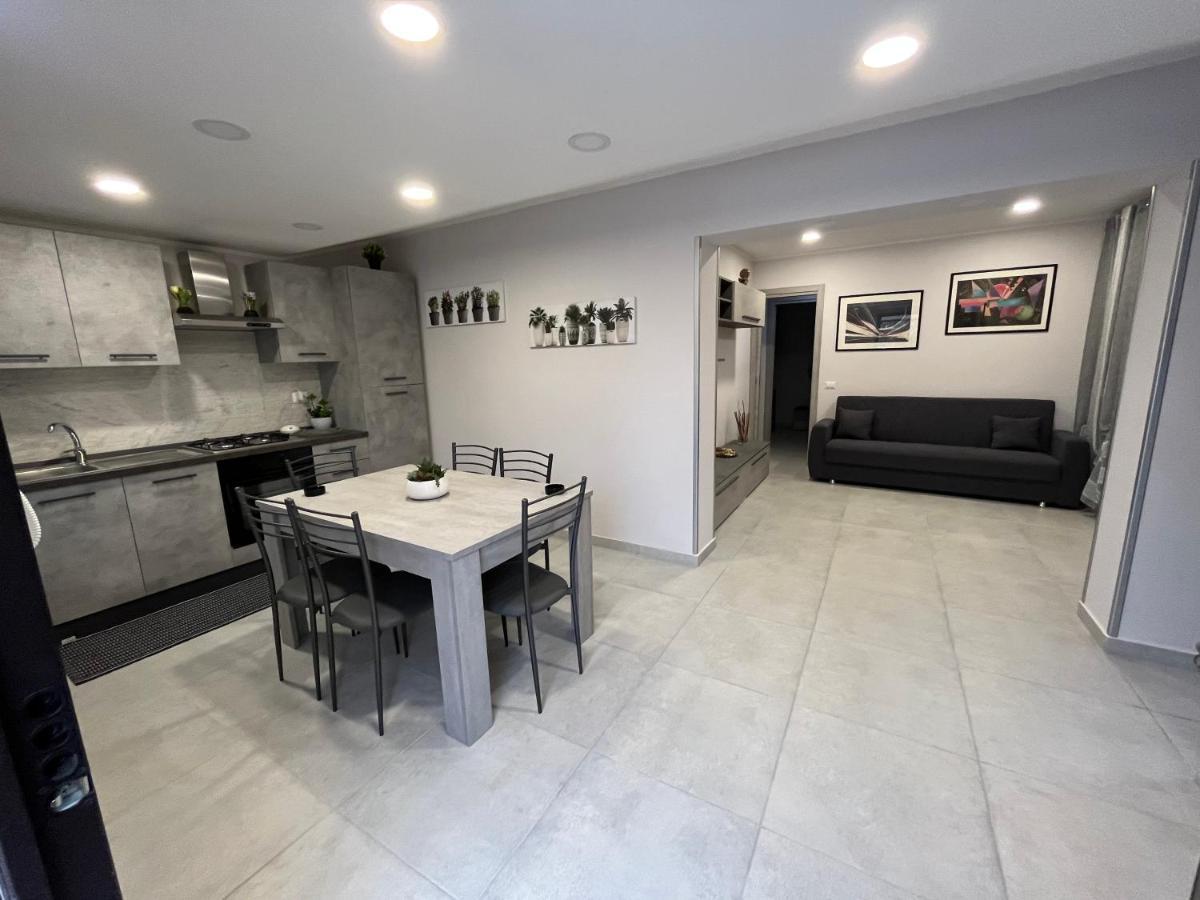 Baciati Dal Sole Apartment Catania Ngoại thất bức ảnh