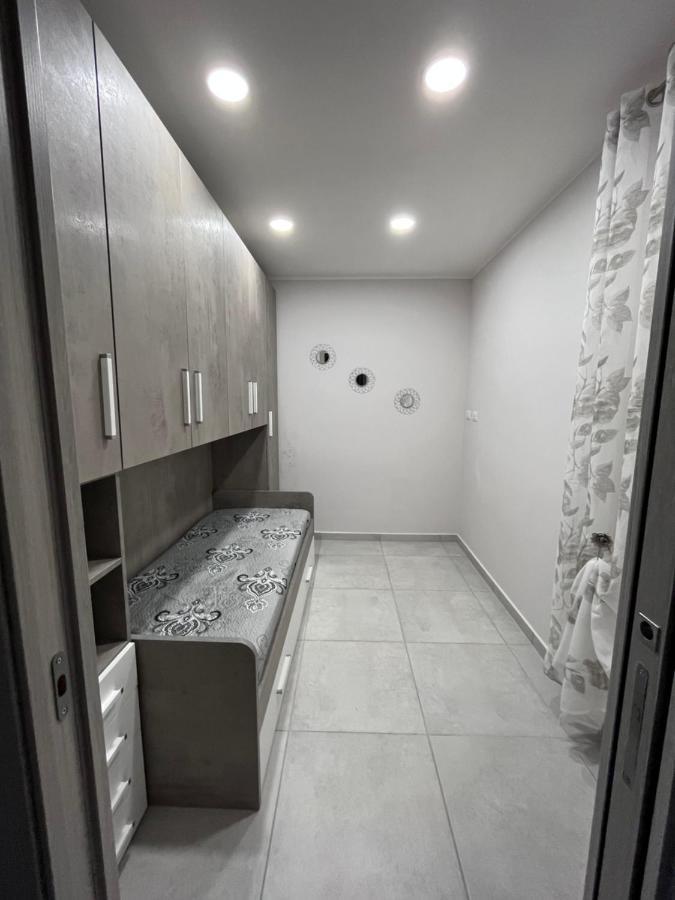 Baciati Dal Sole Apartment Catania Ngoại thất bức ảnh